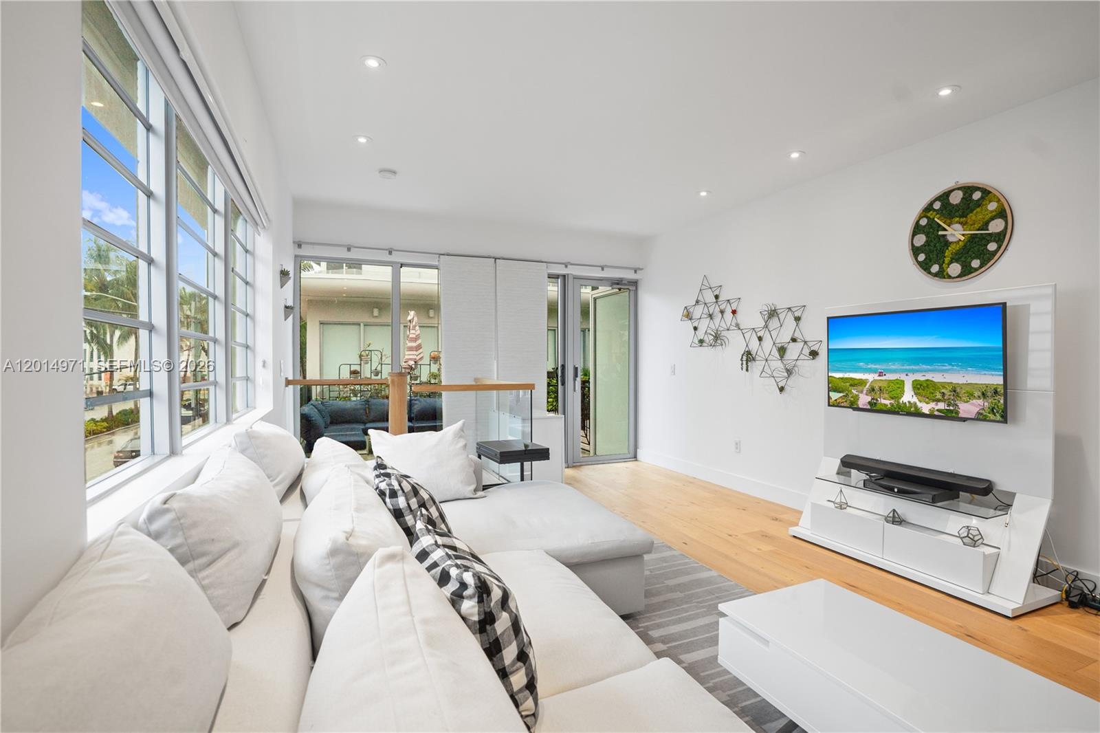 PARK VILLAS CONDO - Residential Lease