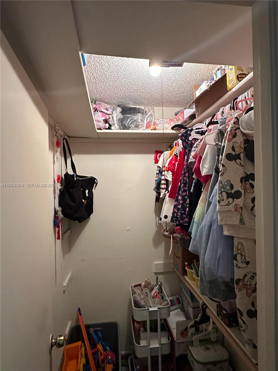 CRYSTAL LAKE 4TH SEC - Residential