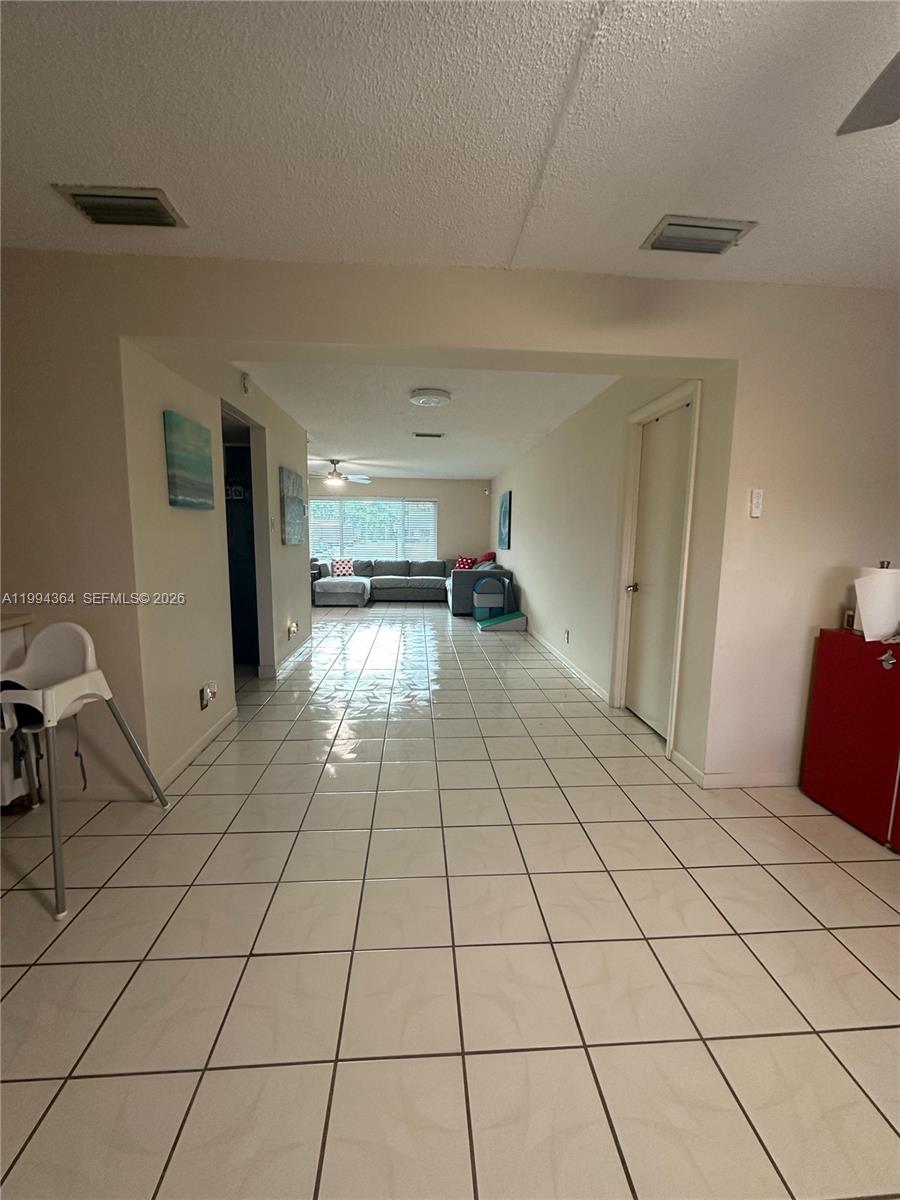 CRYSTAL LAKE 4TH SEC - Residential