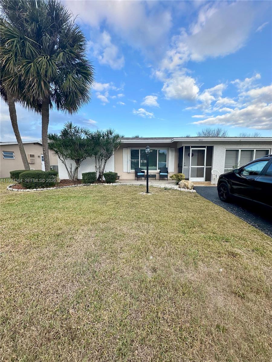 CRYSTAL LAKE 4TH SEC - Residential