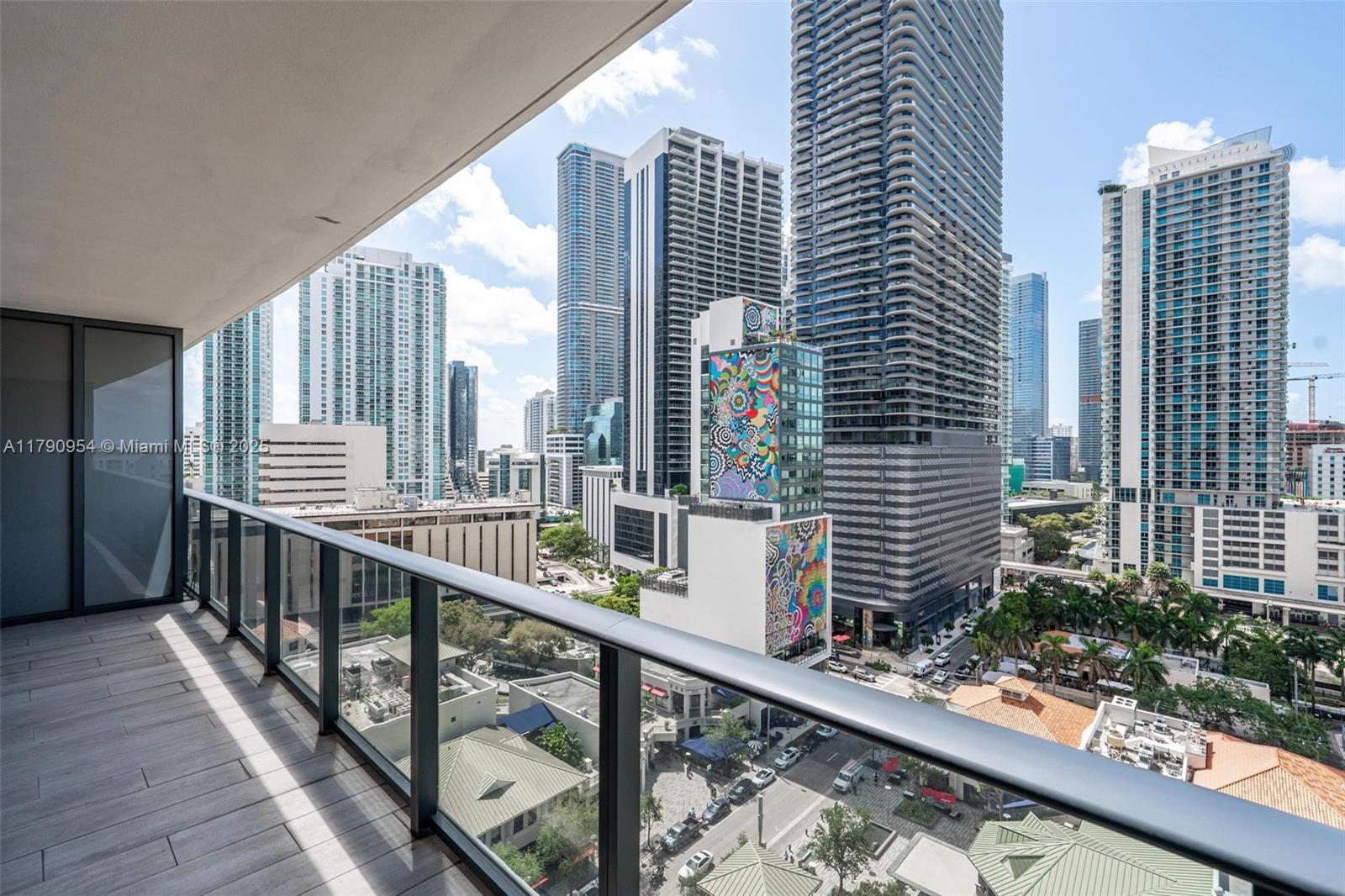 BRICKELL HEIGHTS EAST CON - Residential