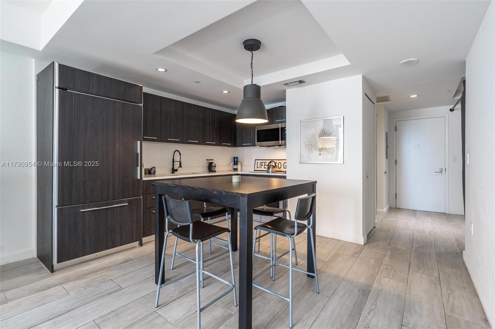 45 SW 9th St 1205