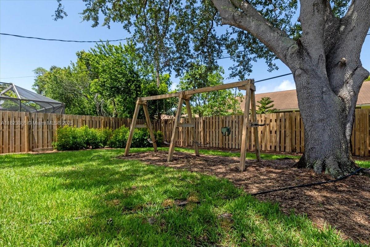 PINE CREST AMENDED PLAT - Residential