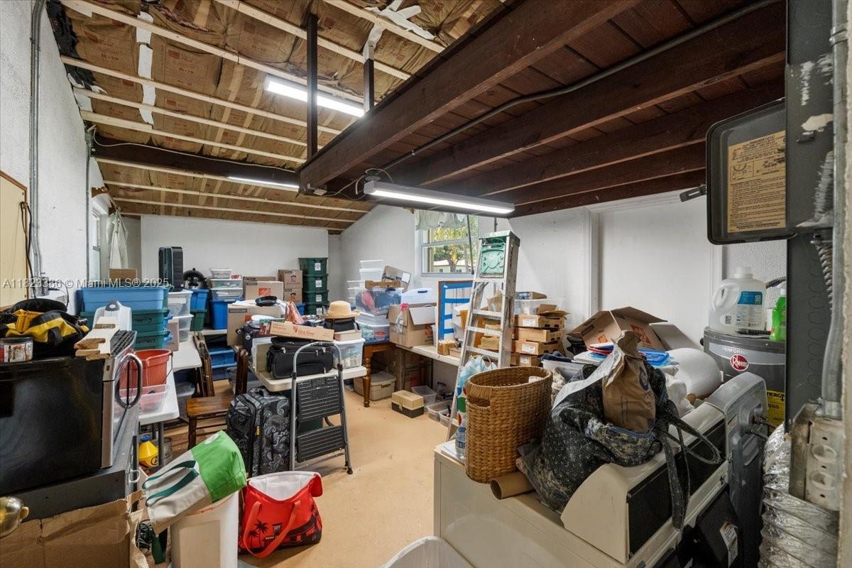 PINE CREST AMENDED PLAT - Residential