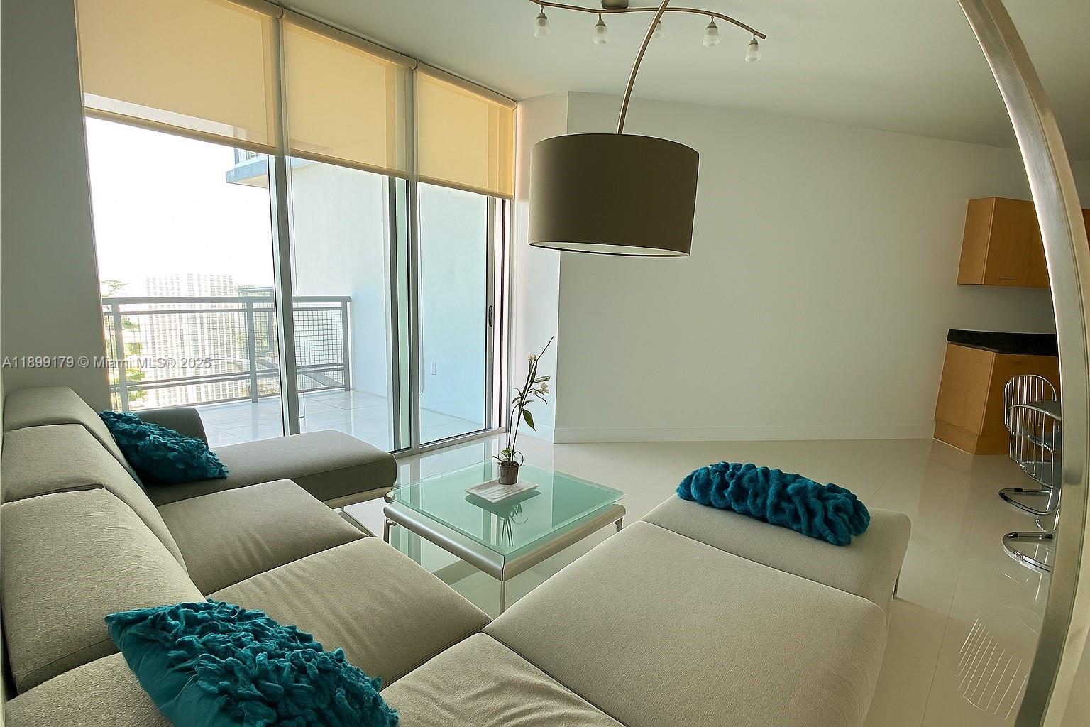 WIND CONDO - Residential