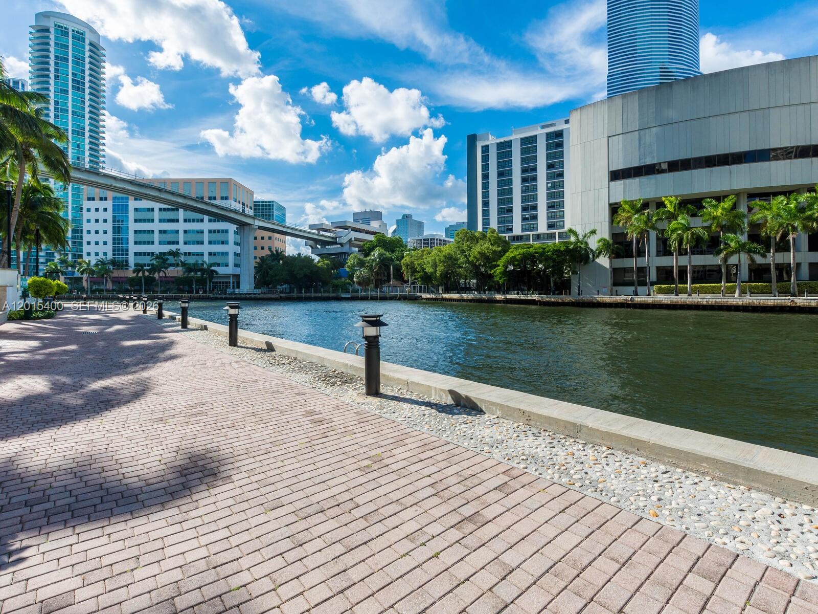 BRICKELL ON THE RIVER S T - Residential Lease