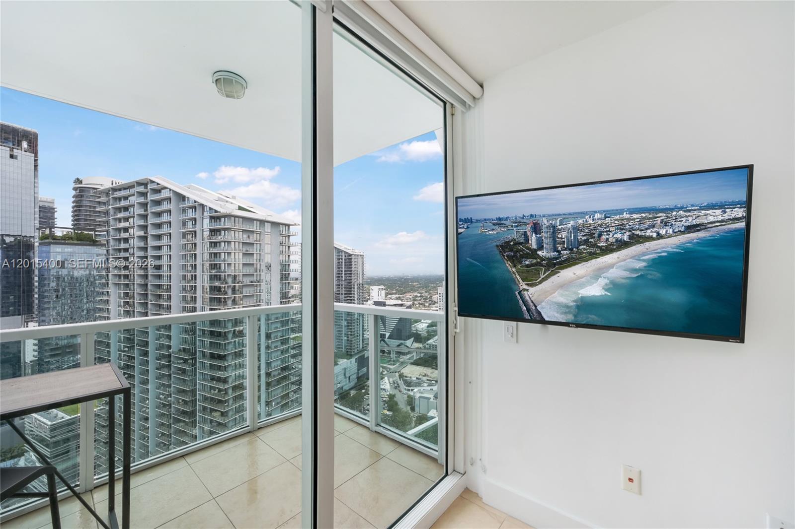 BRICKELL ON THE RIVER S T - Residential Lease