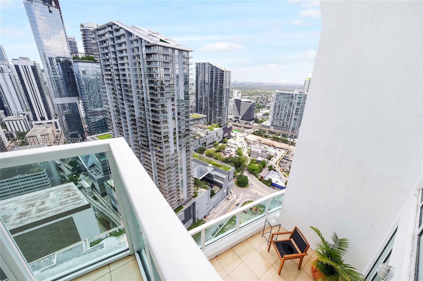 BRICKELL ON THE RIVER S T - Residential Lease