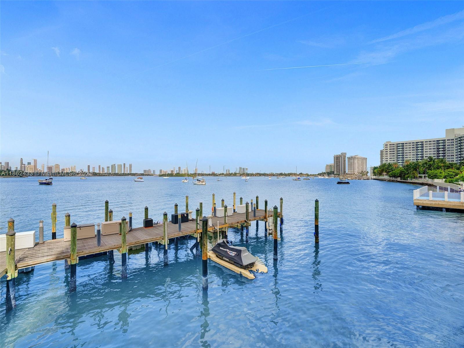 BAYVIEW TERR CONDO - Residential