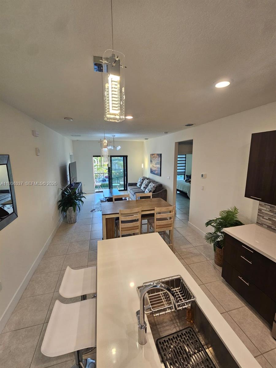 DOWNTOWN DORAL SOUTH PHAS - Residential