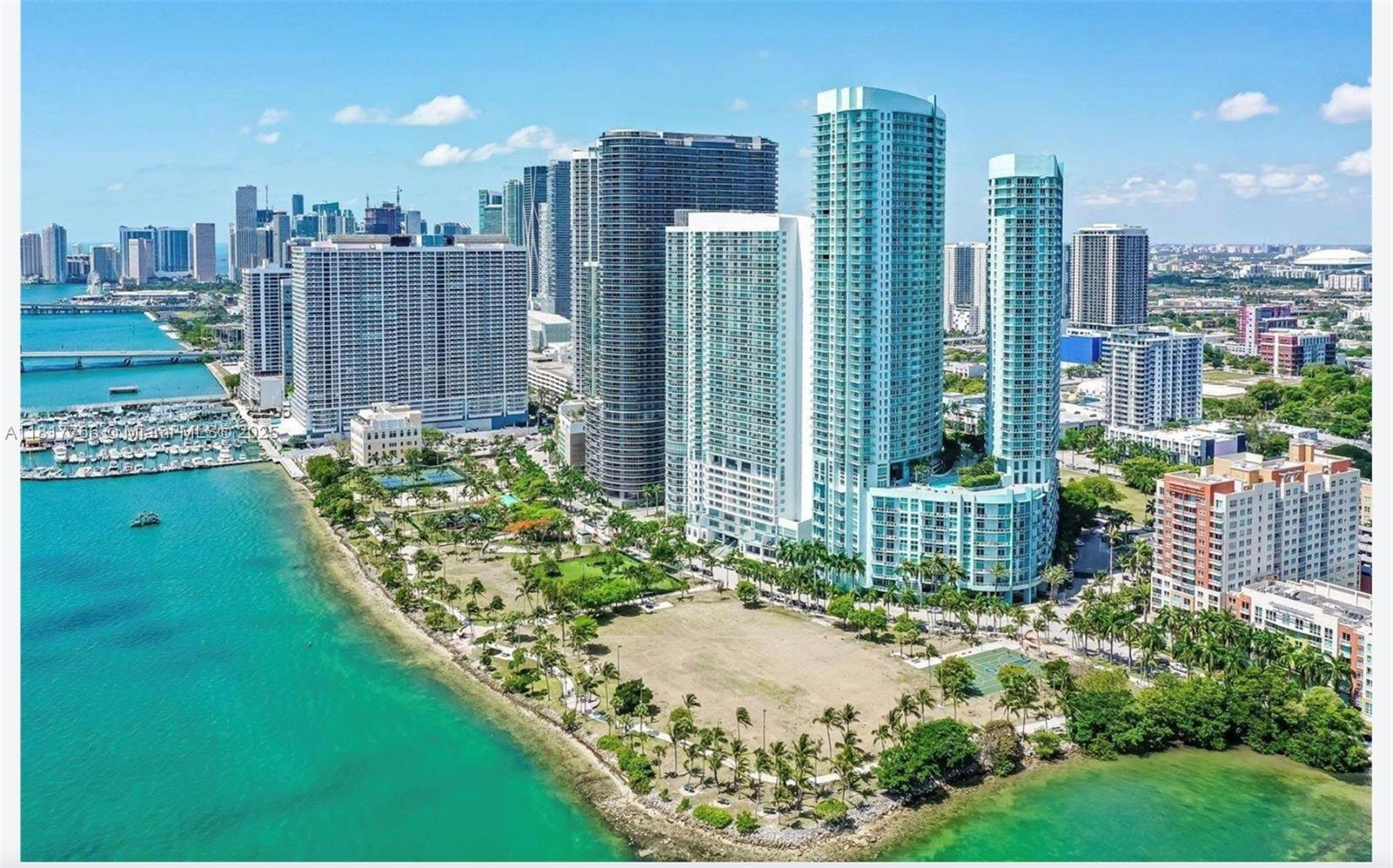 QUANTUM ON THE BAY CONDO - Residential