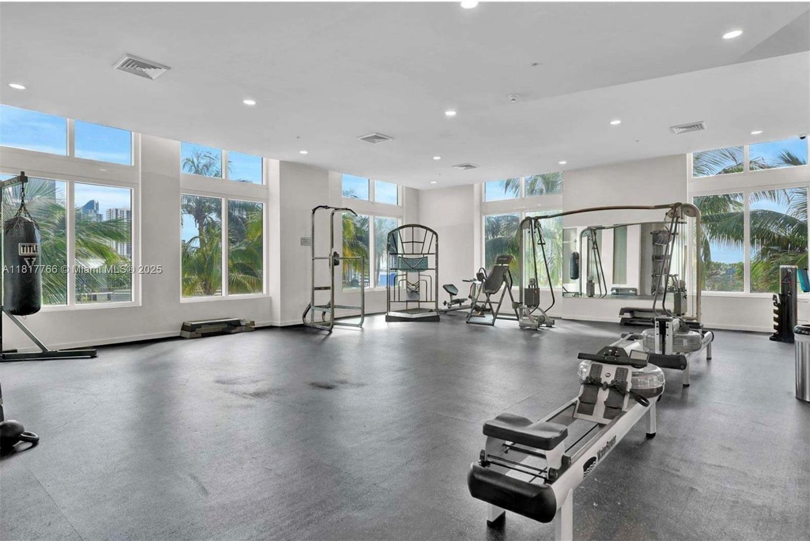 QUANTUM ON THE BAY CONDO - Residential