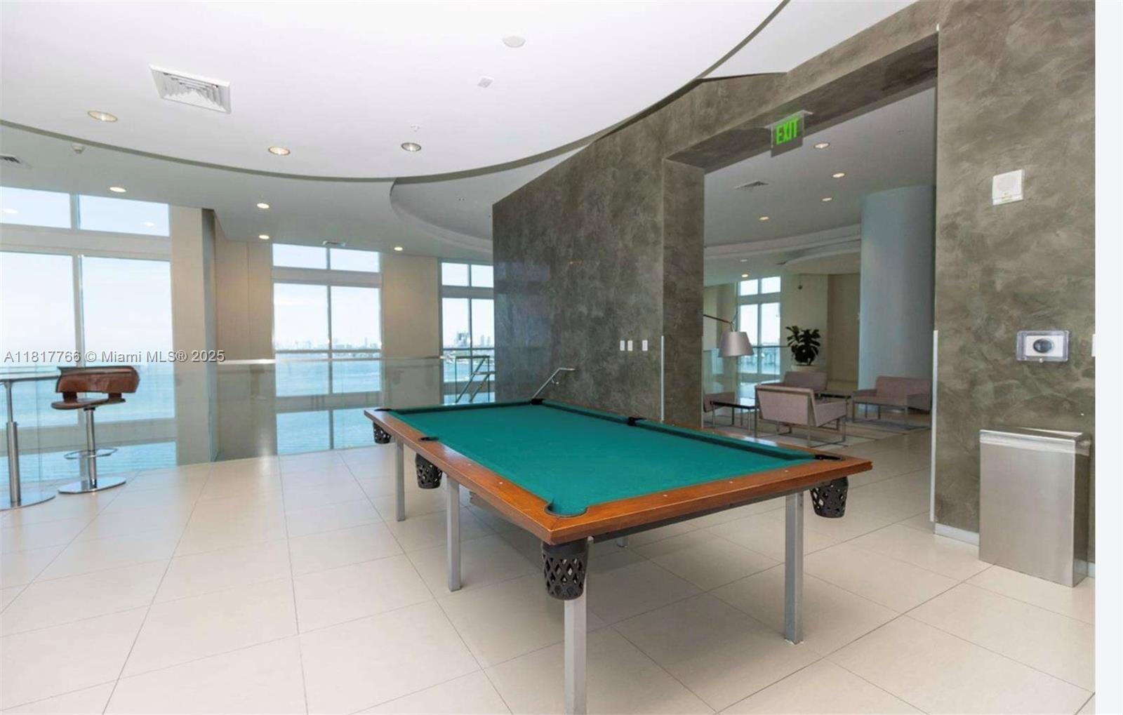 QUANTUM ON THE BAY CONDO - Residential