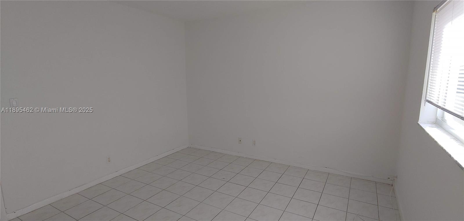 CORAL POINT CONDOMINIUM - Residential