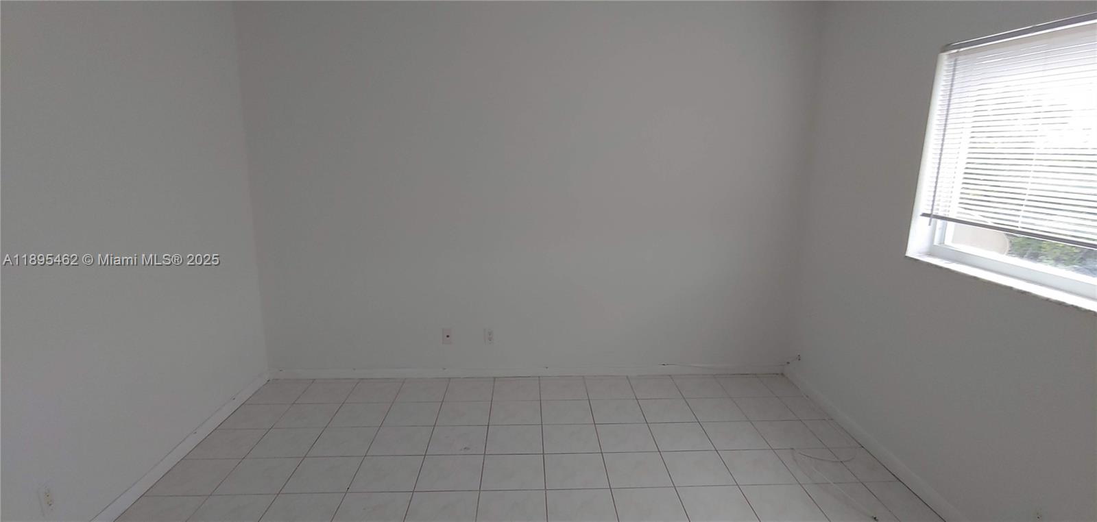 CORAL POINT CONDOMINIUM - Residential