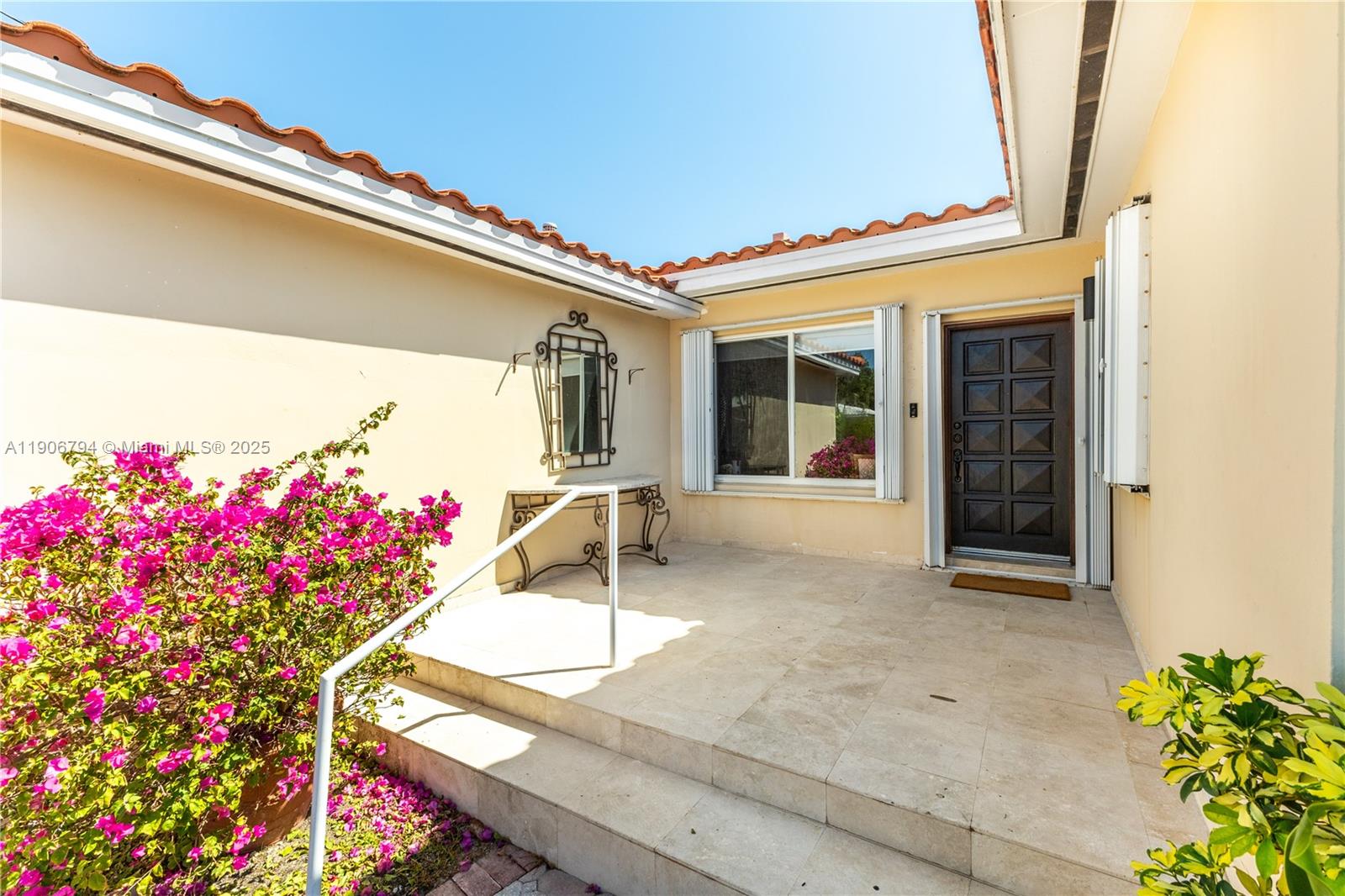 ALTOS DEL MAR NO 6 - Residential