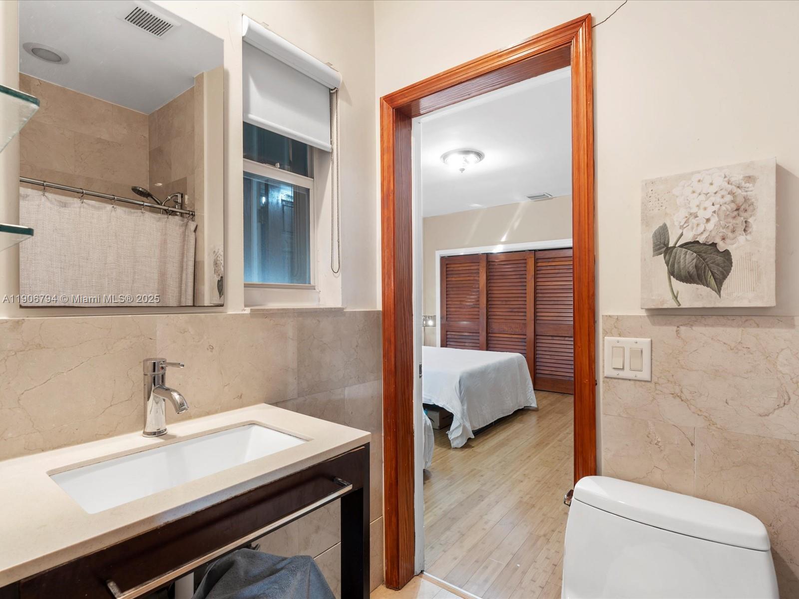 ALTOS DEL MAR NO 6 - Residential