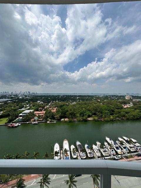 FONTAINEBLEAU II CONDO - Residential