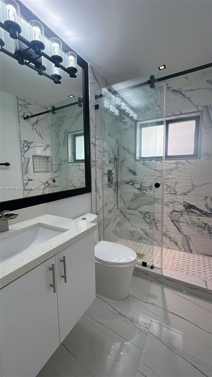 BAY HARBOUR ISLAND - Residential Lease