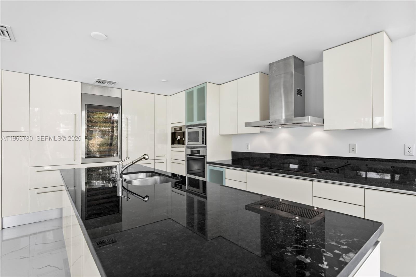 ARTECH RESIDENCES AT AVEN - Residential