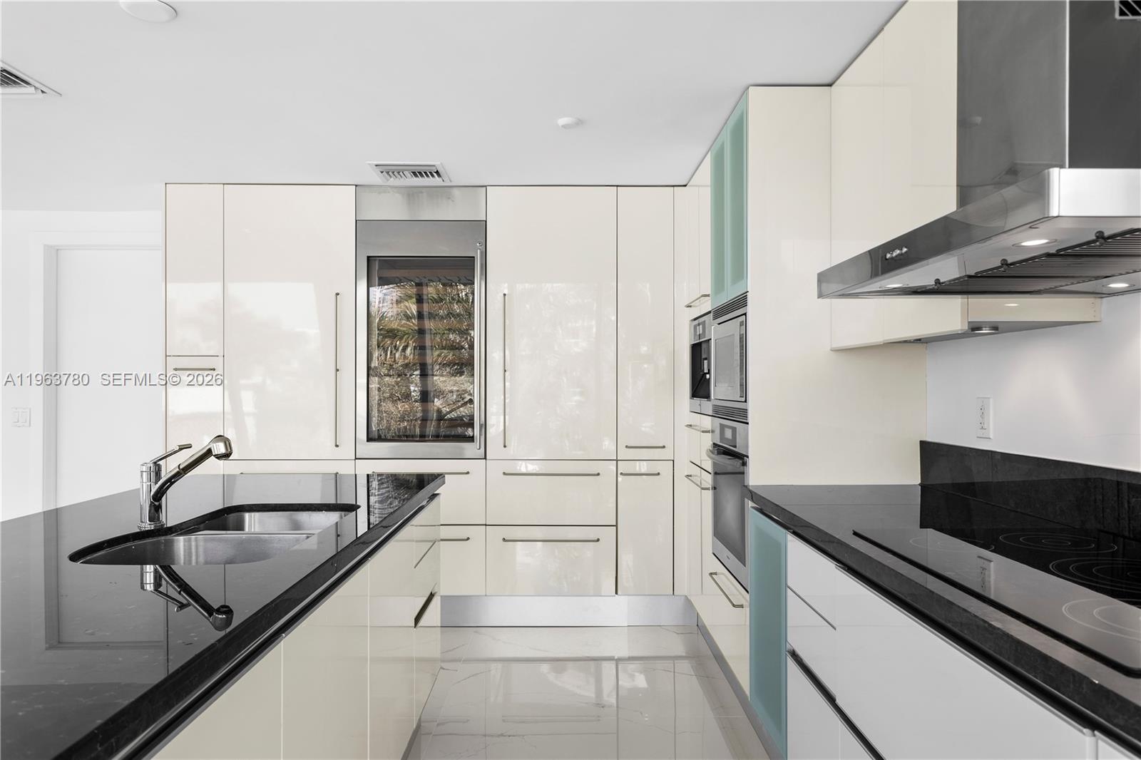 ARTECH RESIDENCES AT AVEN - Residential