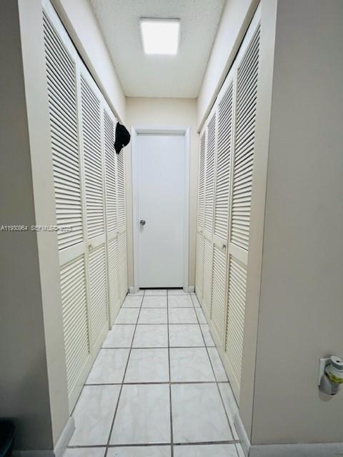 HIGHLANDS AT KENDALL LKS - Residential Lease