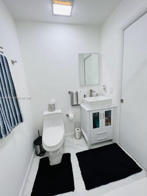 HIGHLANDS AT KENDALL LKS - Residential Lease