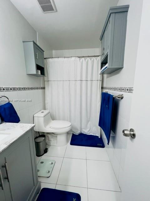 HIGHLANDS AT KENDALL LKS - Residential Lease