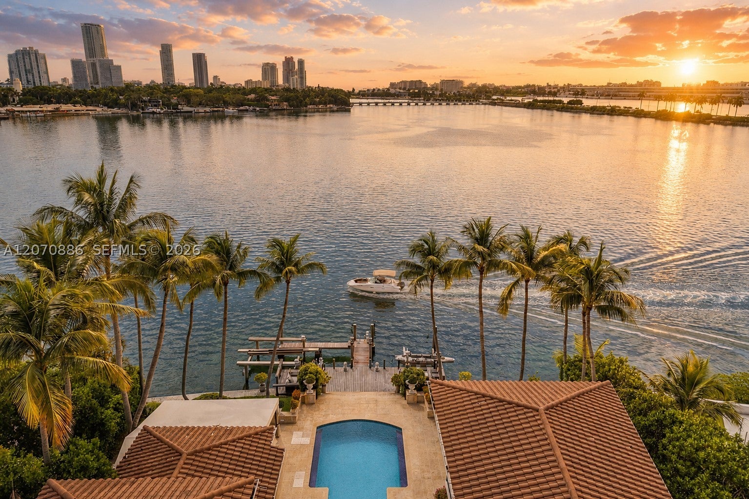 4 Palm Ave