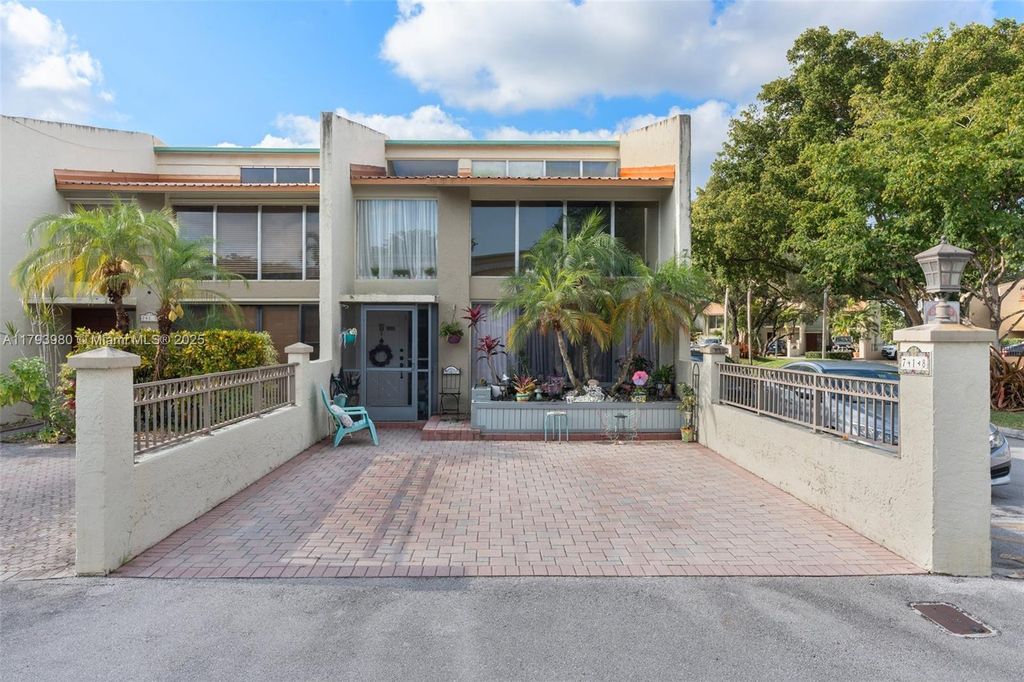 Photo of 741 E Coco Plum Cir #8, Plantation, FL 33324 (MLS # A11793980)