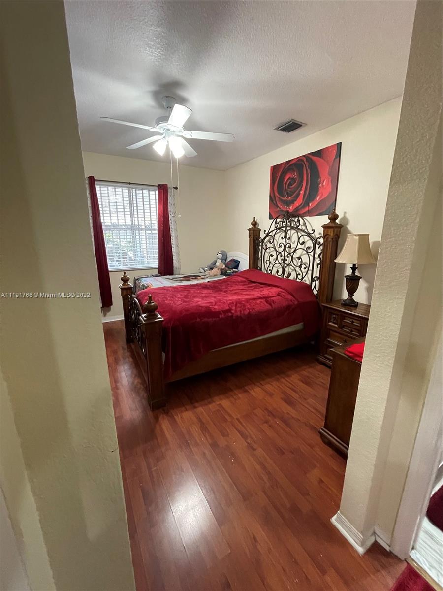 MOWRY VILLAS - Residential