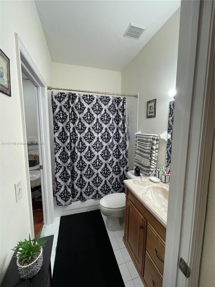 MOWRY VILLAS - Residential