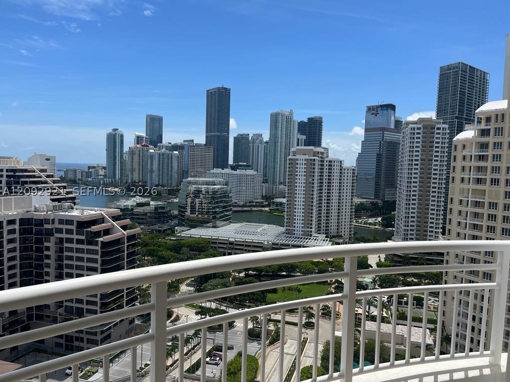 848 Brickell Key Dr 2303