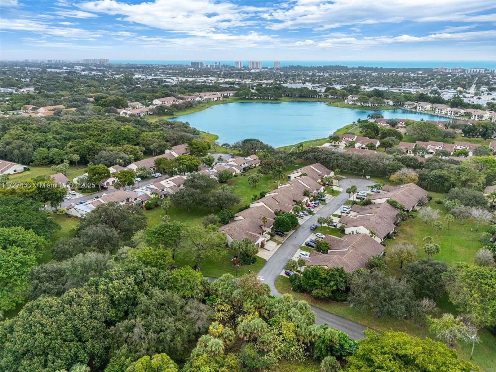 WINDWOOD UNIT I - Residential Lease