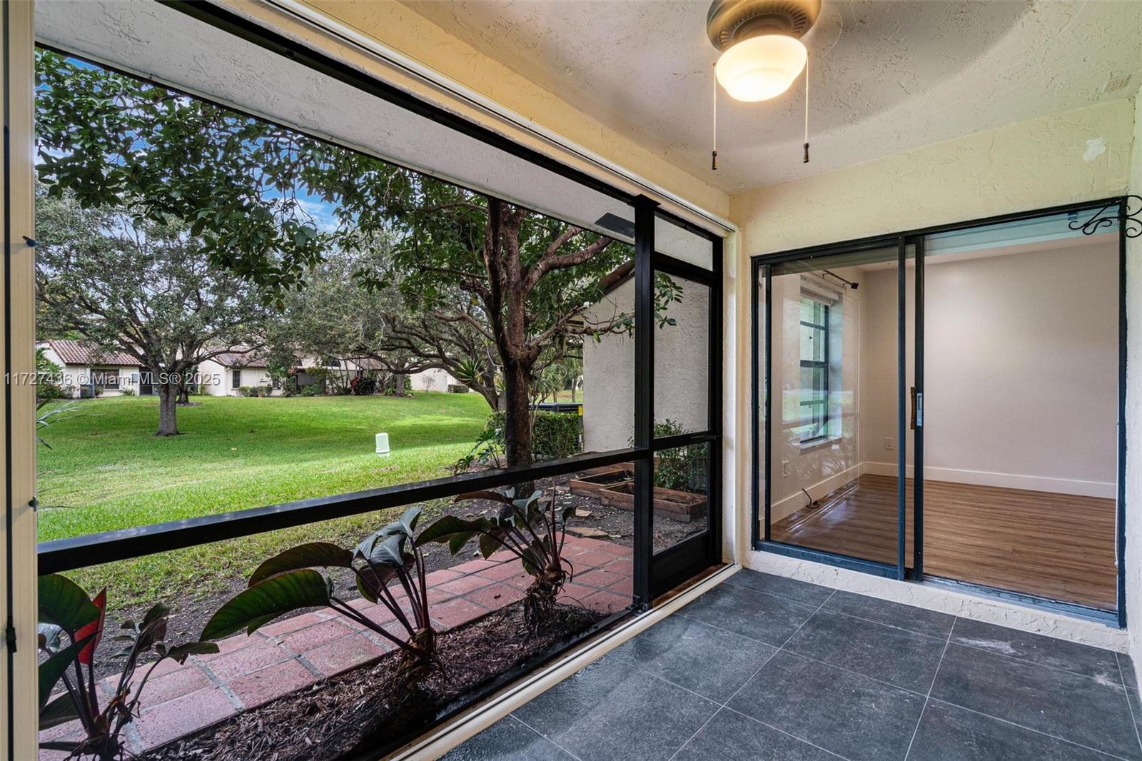 WINDWOOD UNIT I - Residential Lease