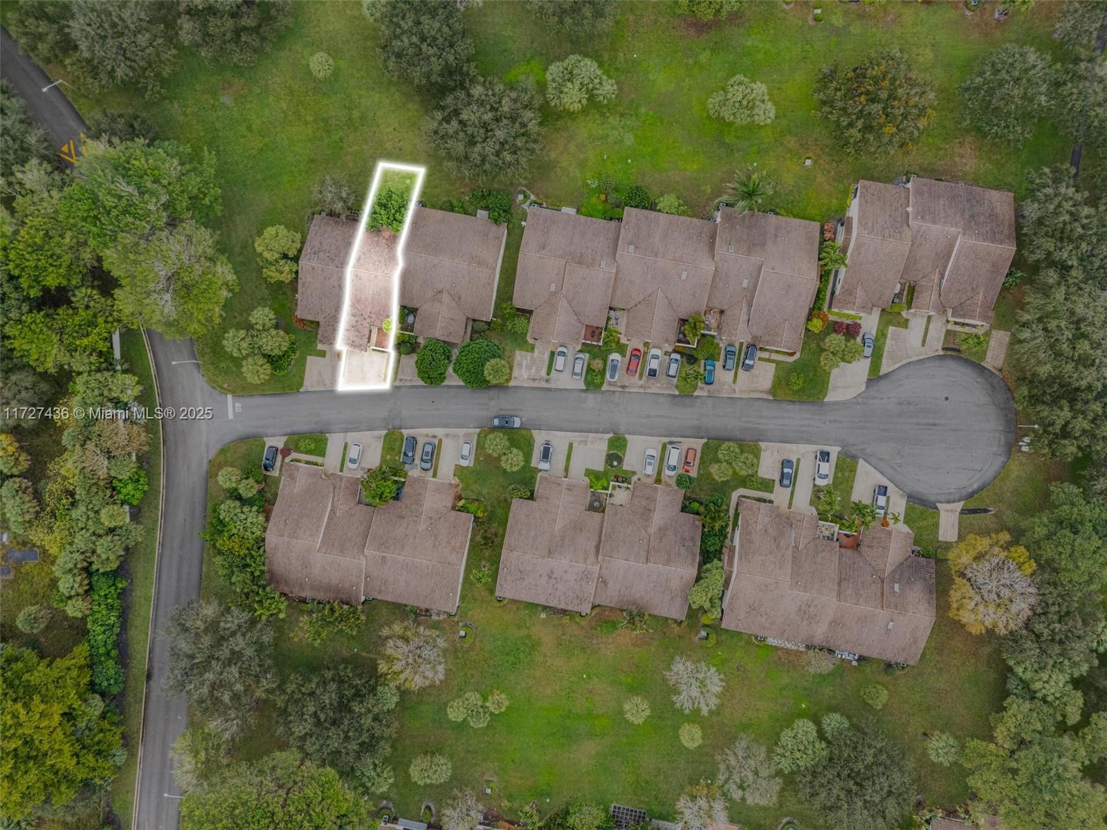 WINDWOOD UNIT I - Residential Lease