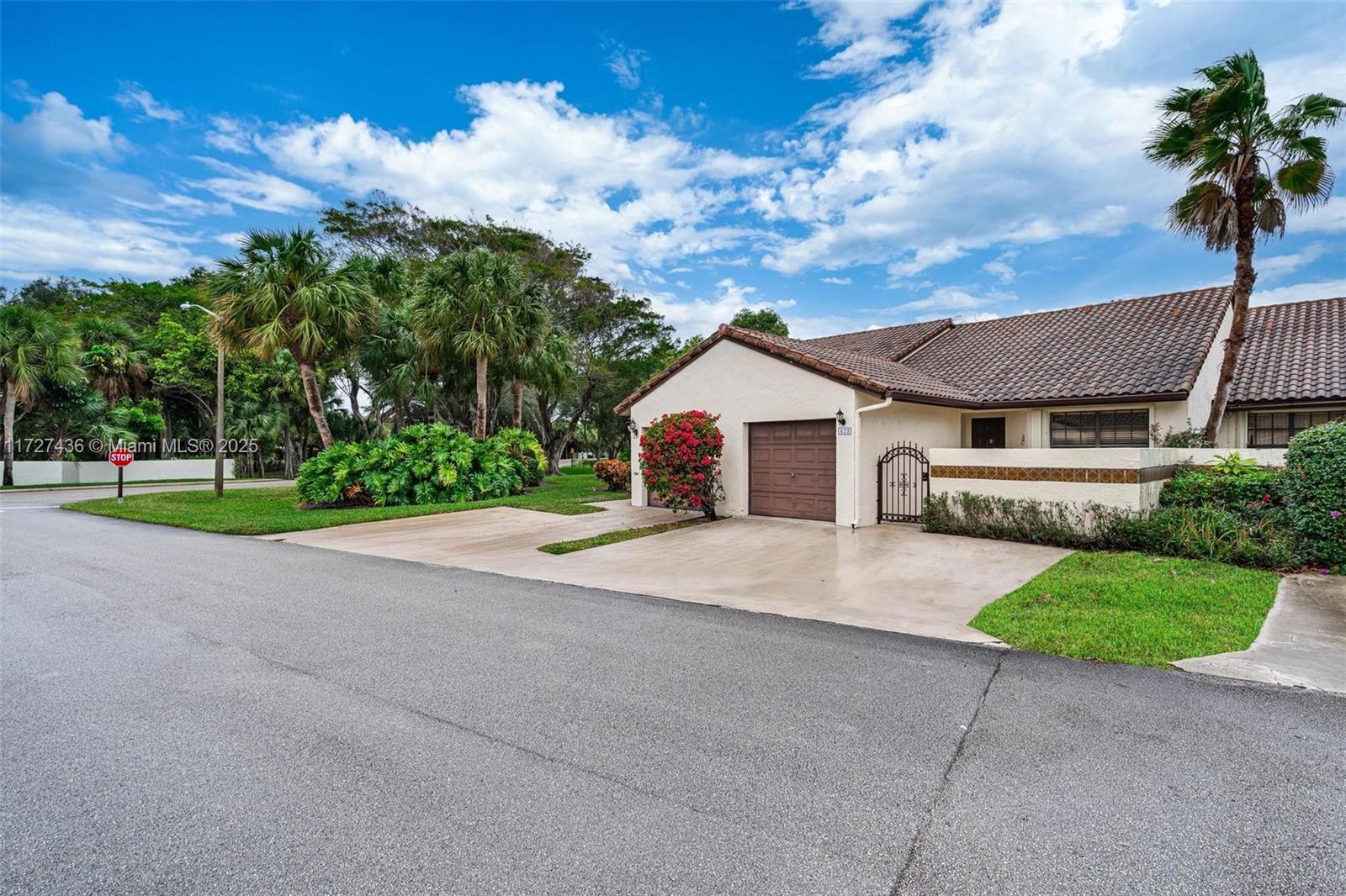 WINDWOOD UNIT I - Residential Lease