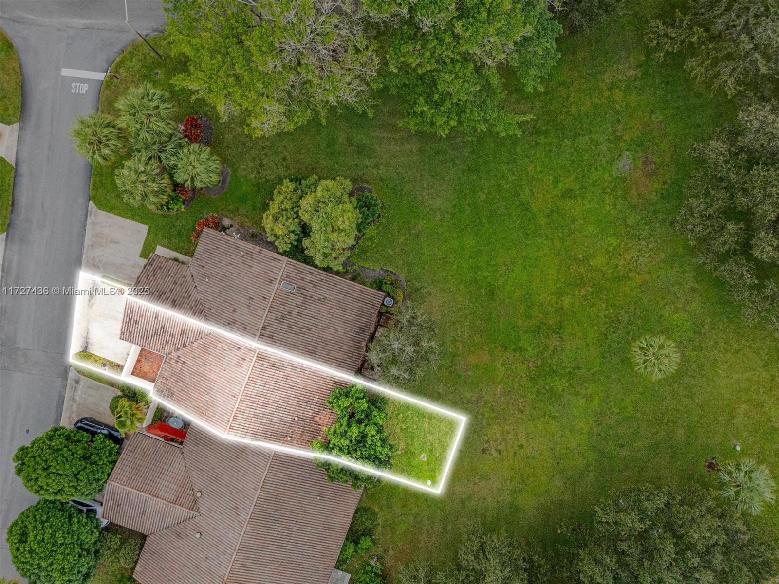 WINDWOOD UNIT I - Residential Lease