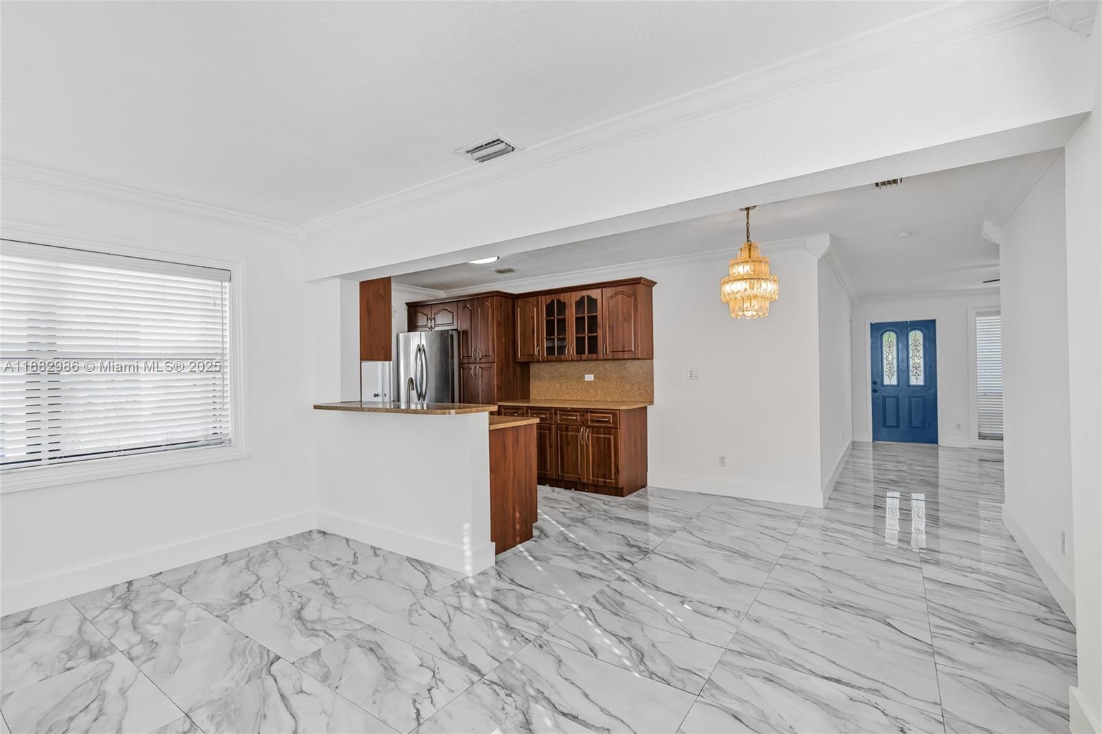 LARKDALE LAKE ESTATES - Residential