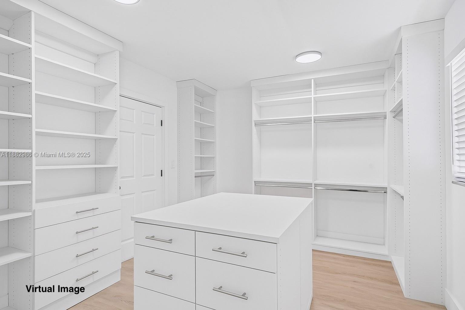 LARKDALE LAKE ESTATES - Residential