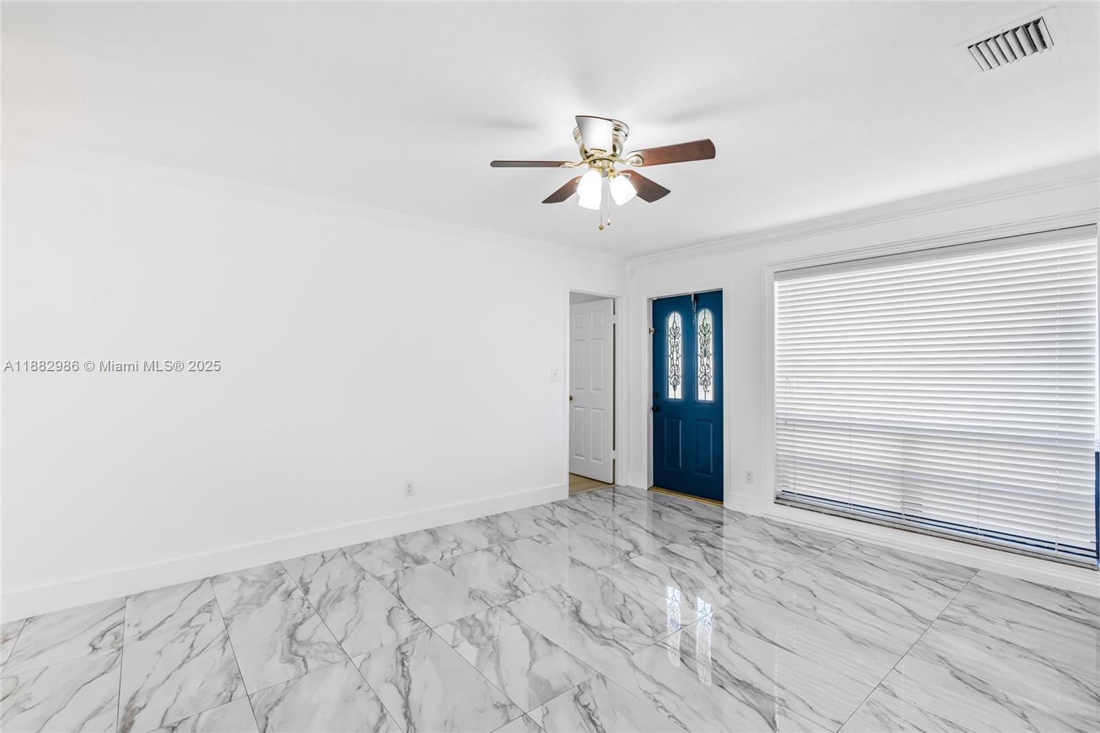 LARKDALE LAKE ESTATES - Residential