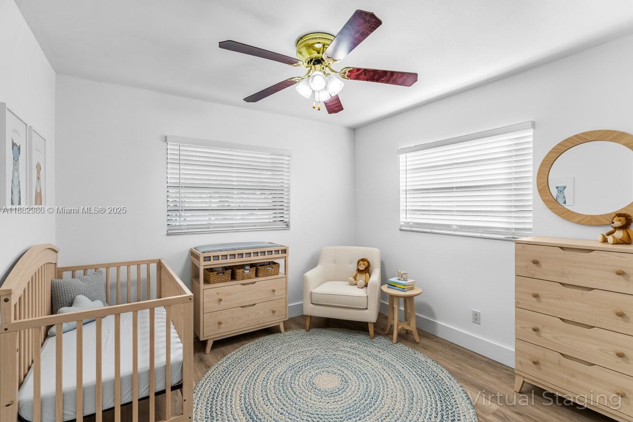 LARKDALE LAKE ESTATES - Residential