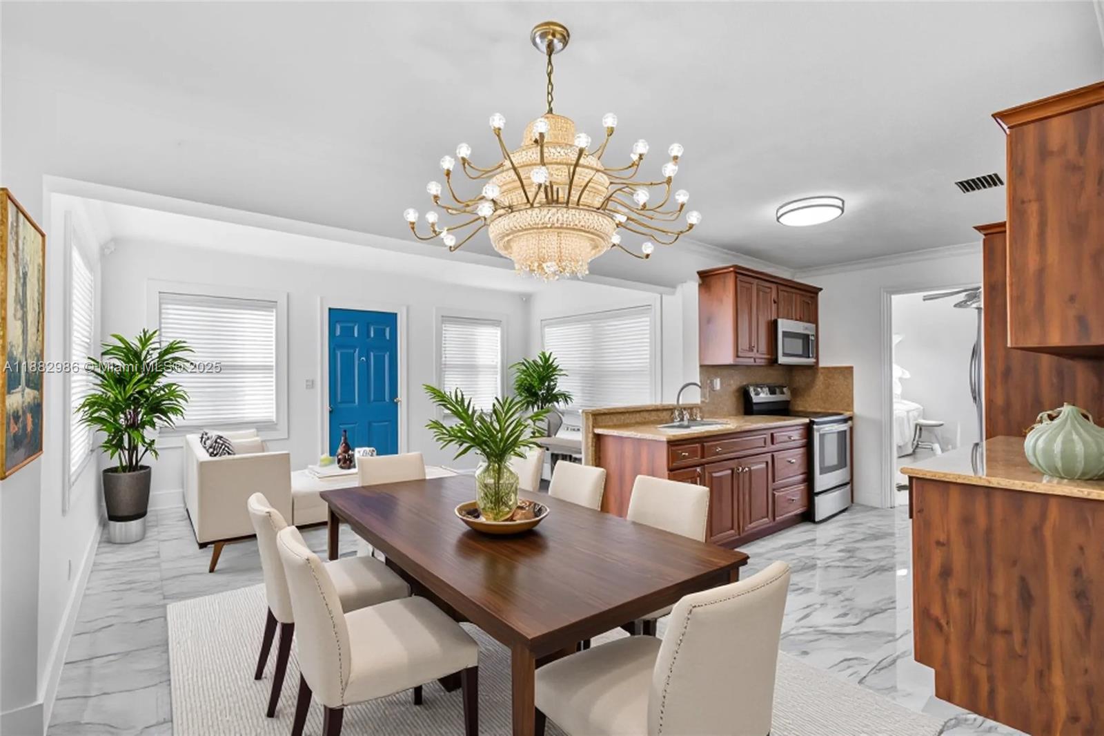 LARKDALE LAKE ESTATES - Residential