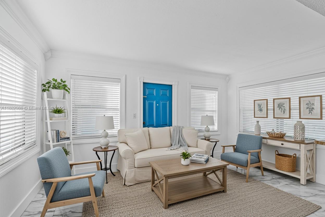 LARKDALE LAKE ESTATES - Residential