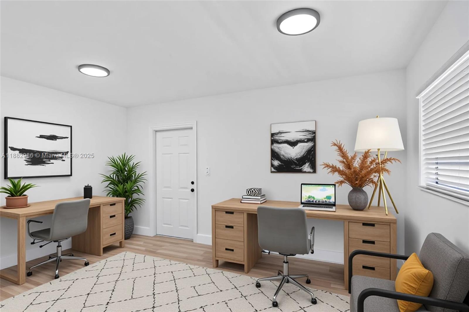 LARKDALE LAKE ESTATES - Residential