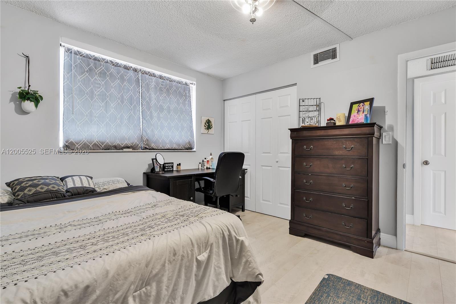 GATELAND VILLAGE SEC G CO - Residential