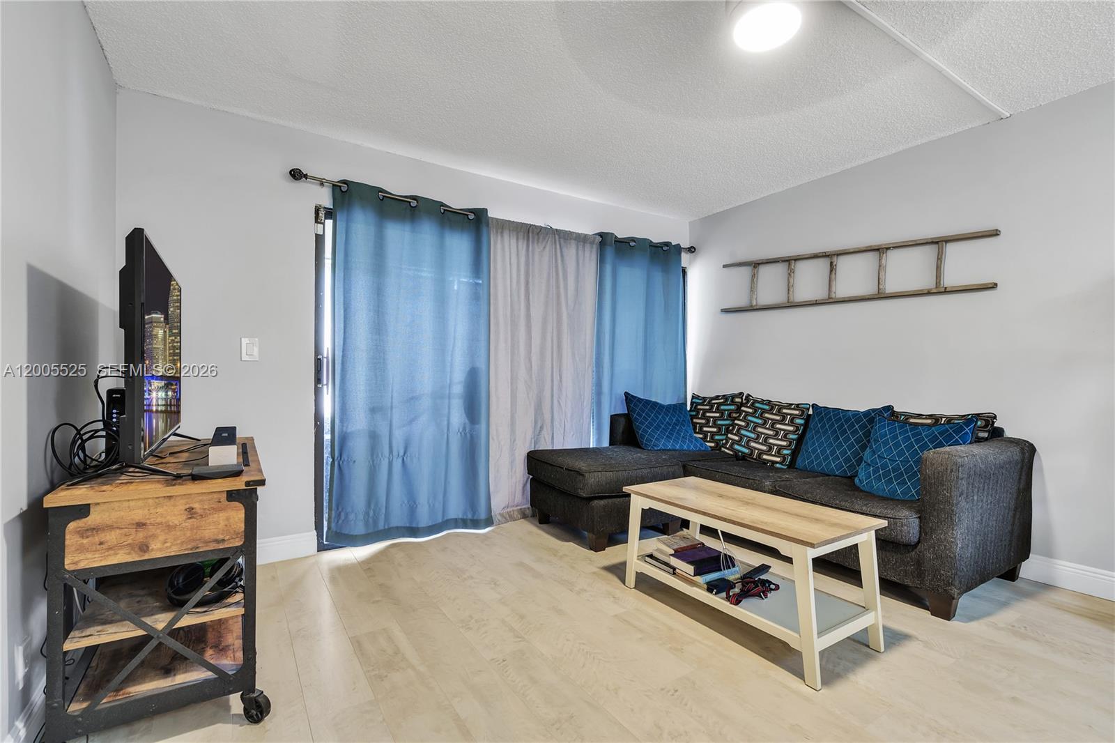 GATELAND VILLAGE SEC G CO - Residential