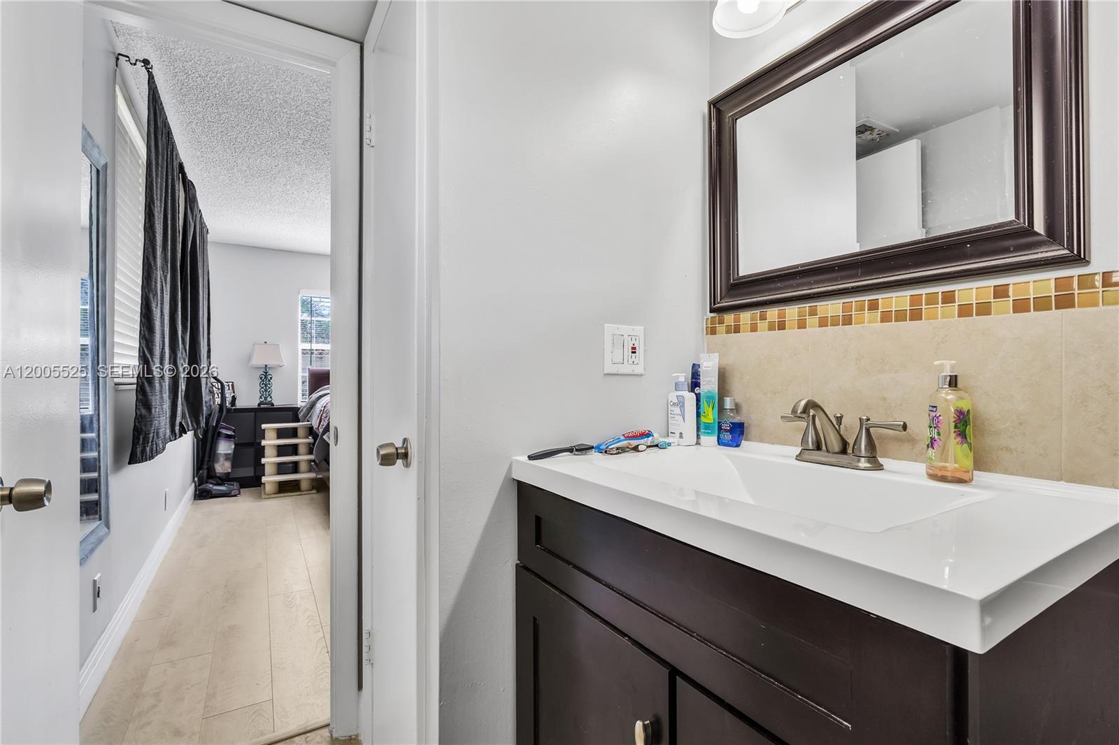 GATELAND VILLAGE SEC G CO - Residential