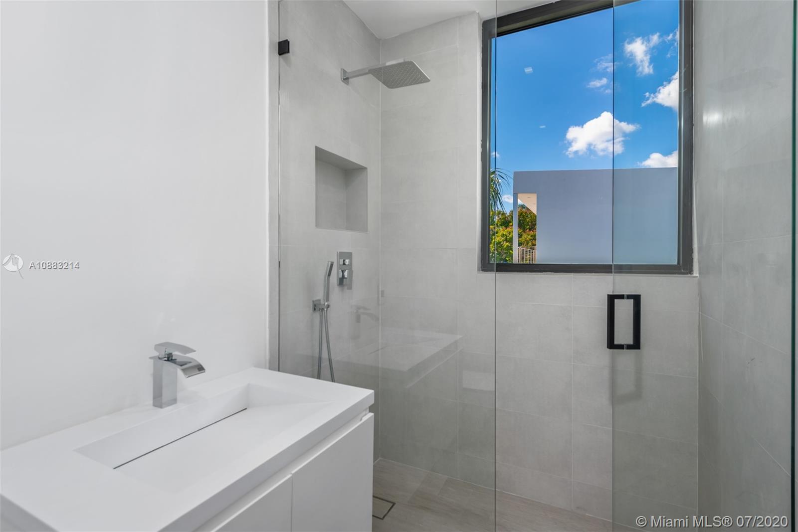 HIBISCUS ISLAND - Residential