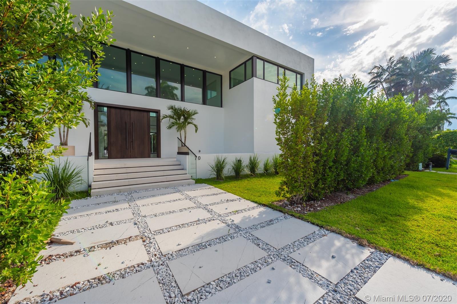 HIBISCUS ISLAND - Residential